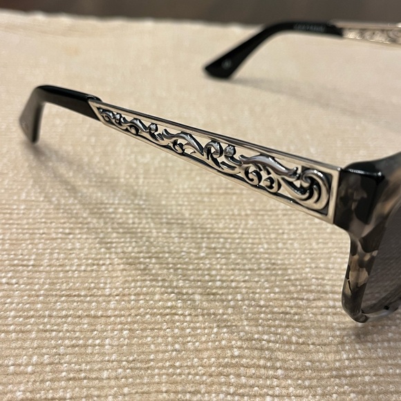 Brighton Sunglasses - Picture 6 of 9